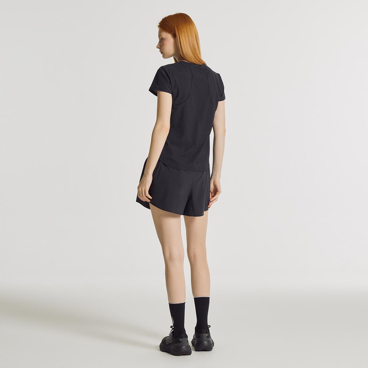 (19)Black