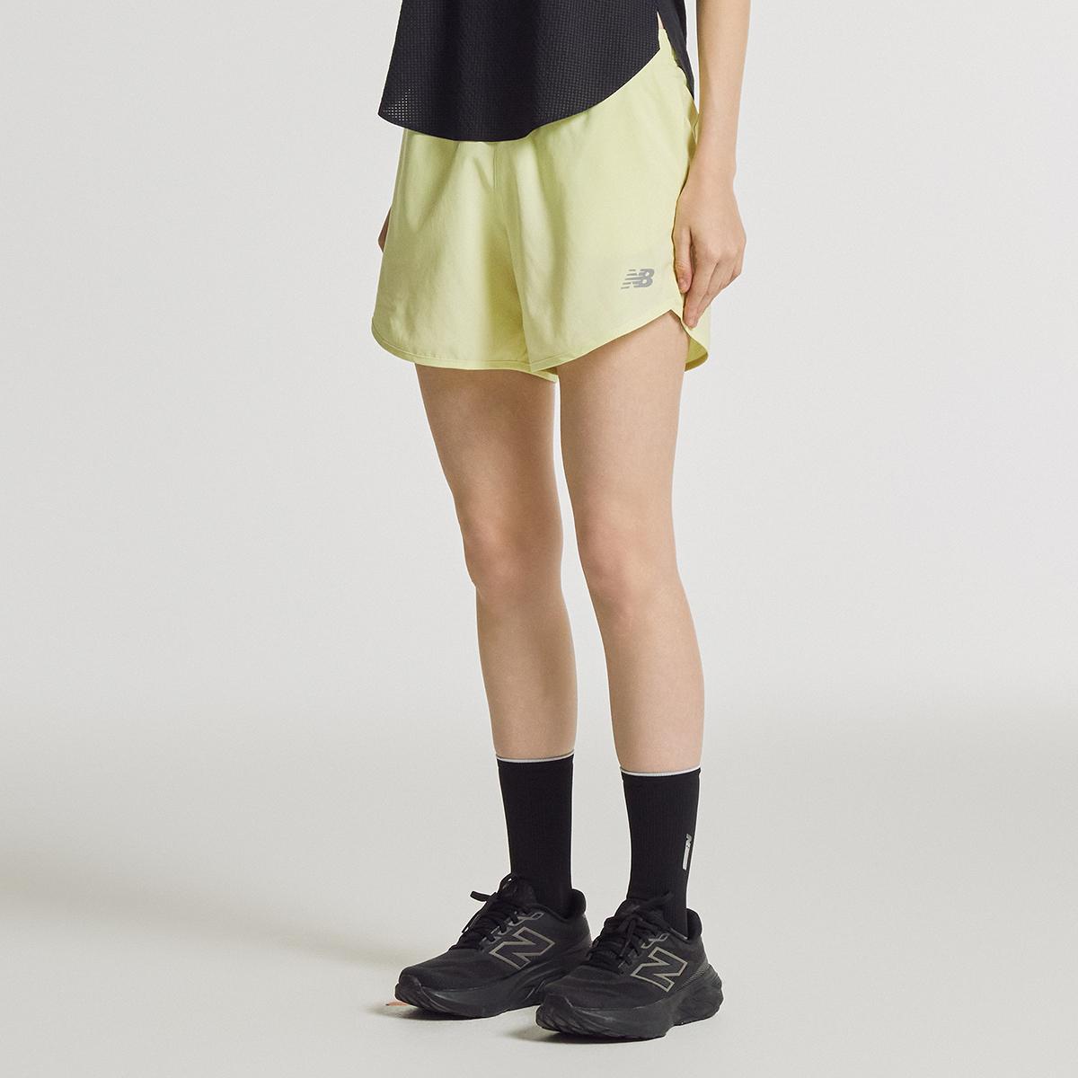 (31)Light Yellow