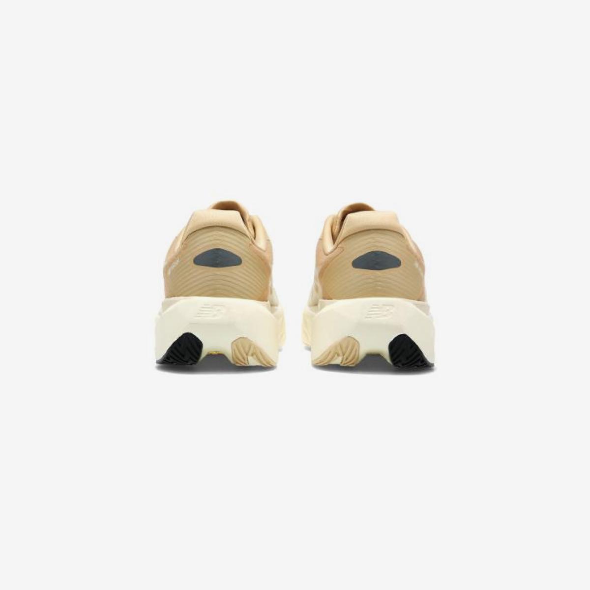 (35)Beige