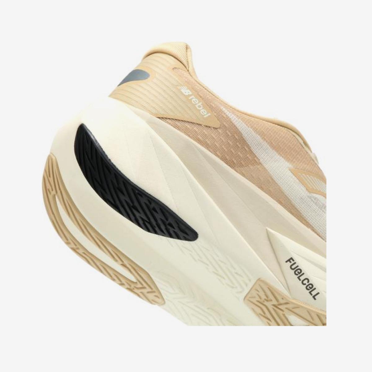 (35)Beige