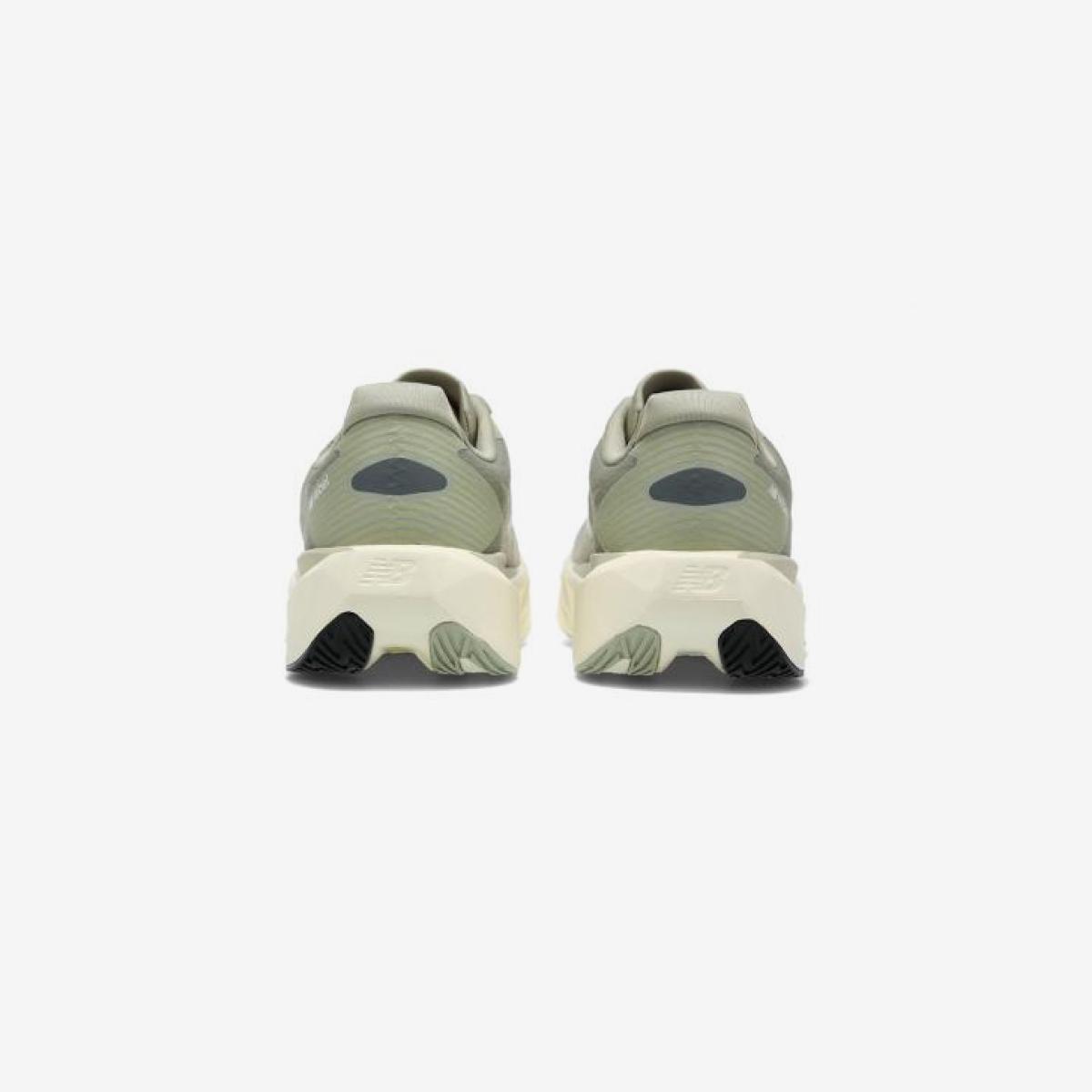 (49)Khaki