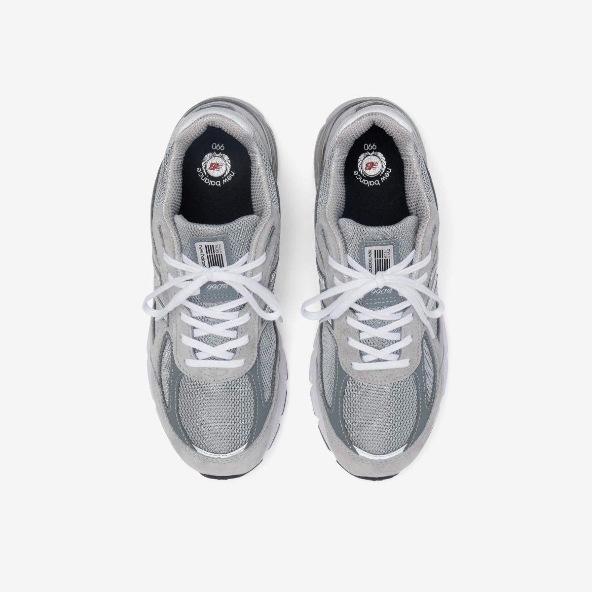 (15)Gray