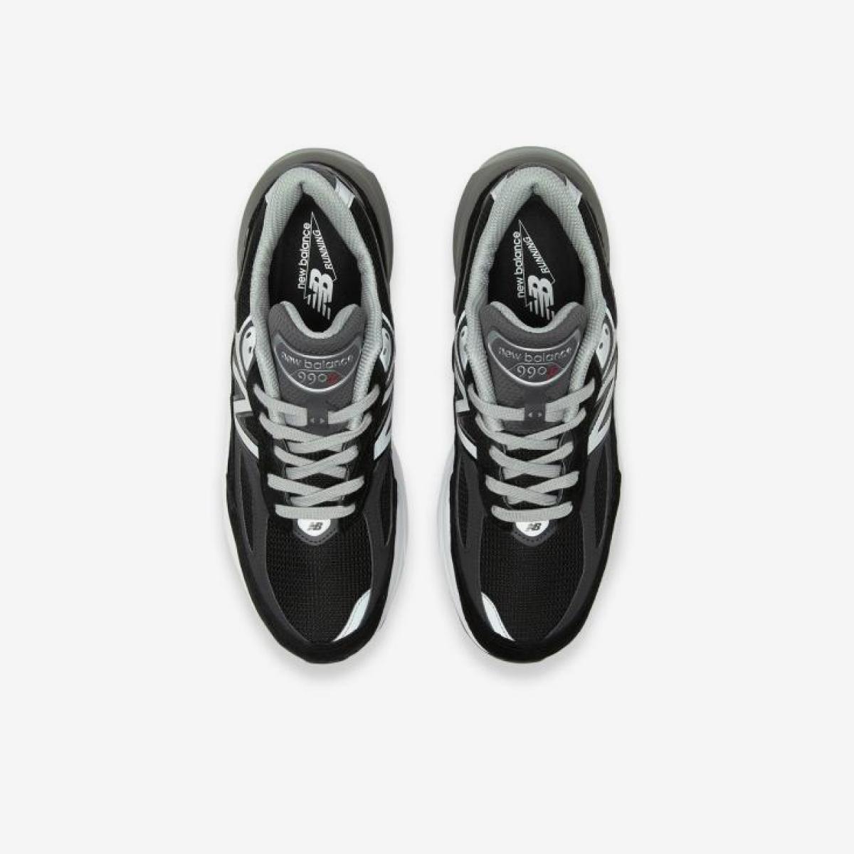 (19)Black