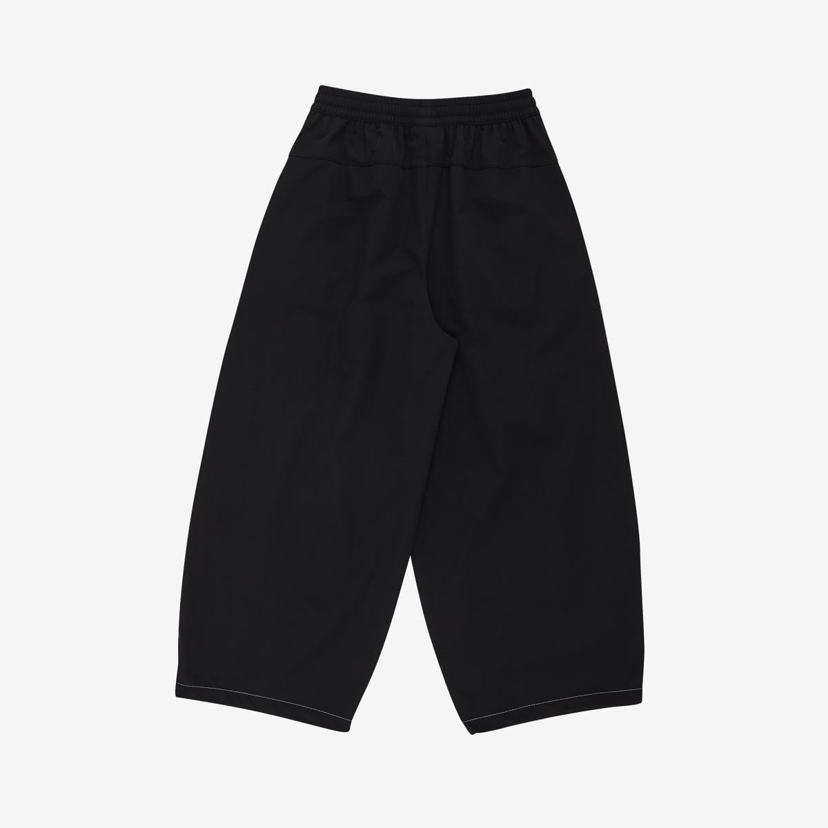 (19)Black
