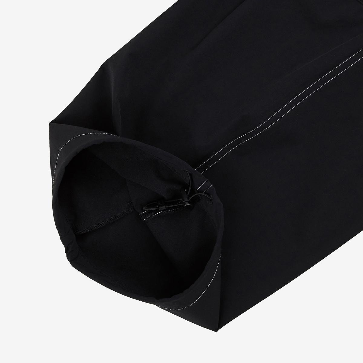 (19)Black
