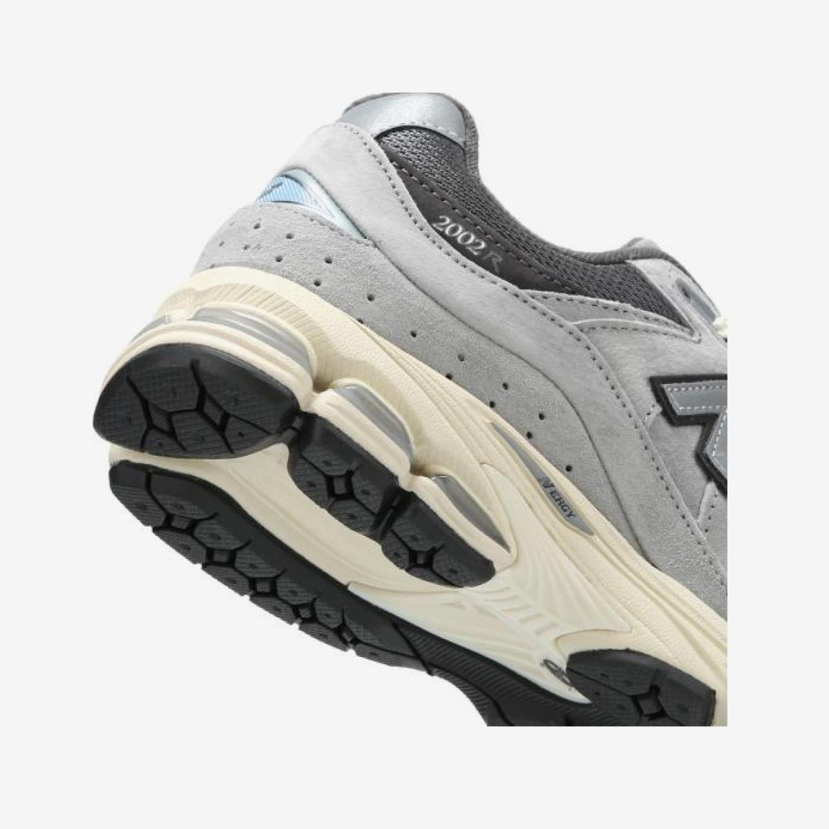 (15)Gray