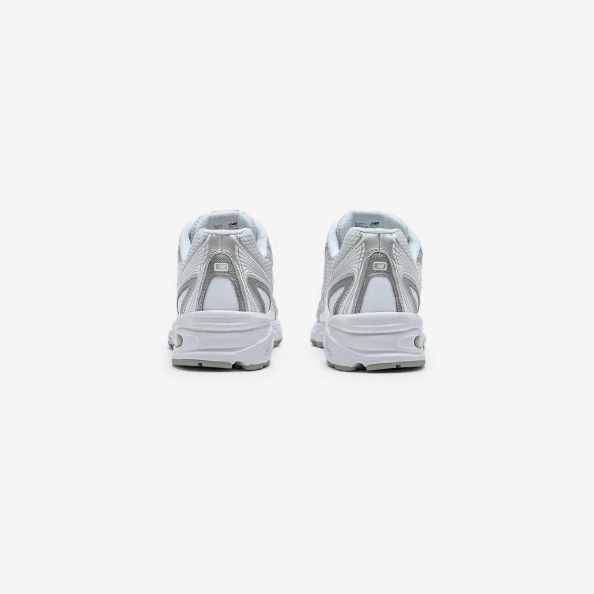 (10)White