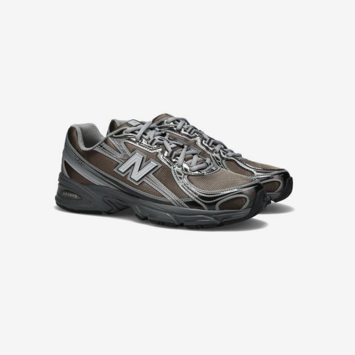 (17)Dark Gray