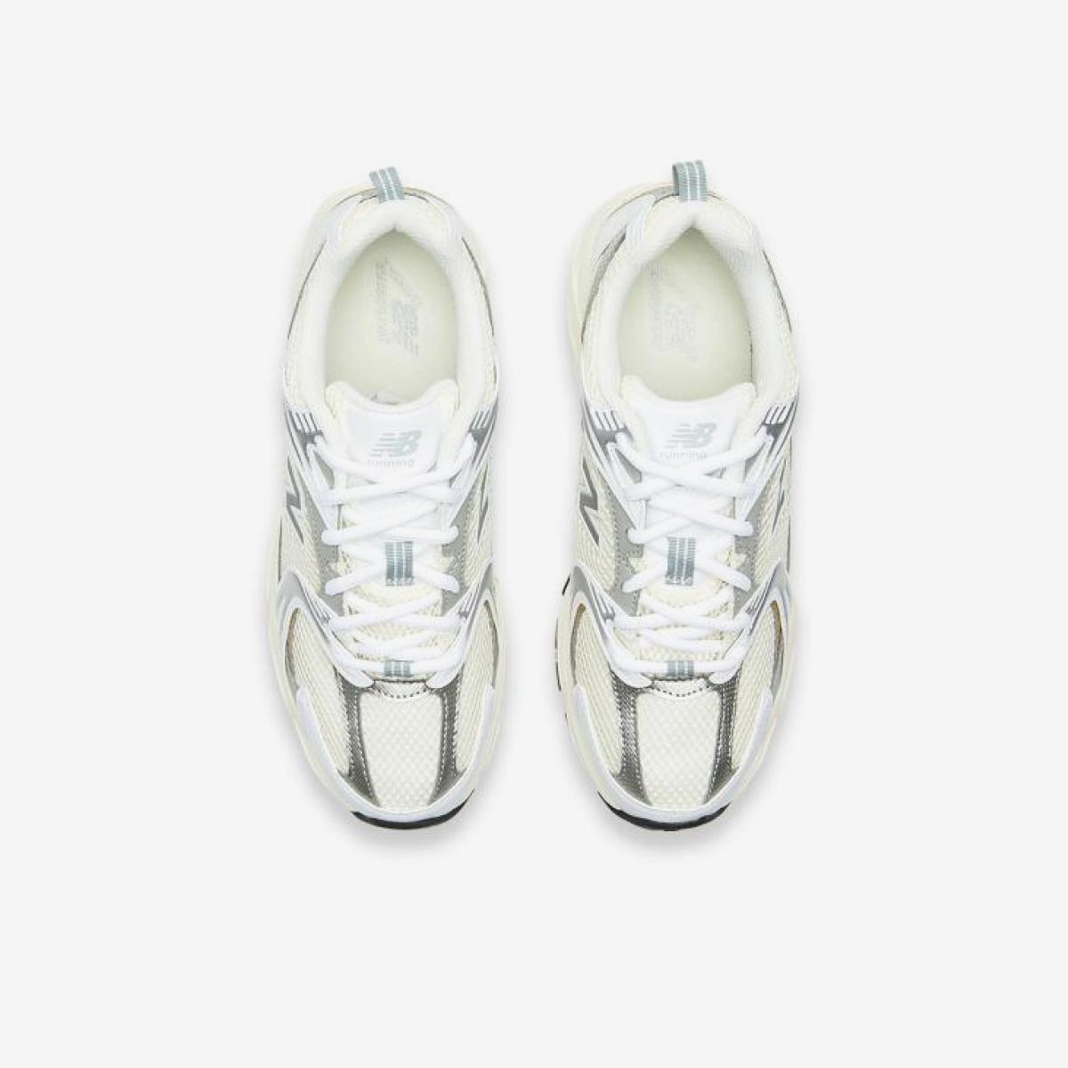 (10)White