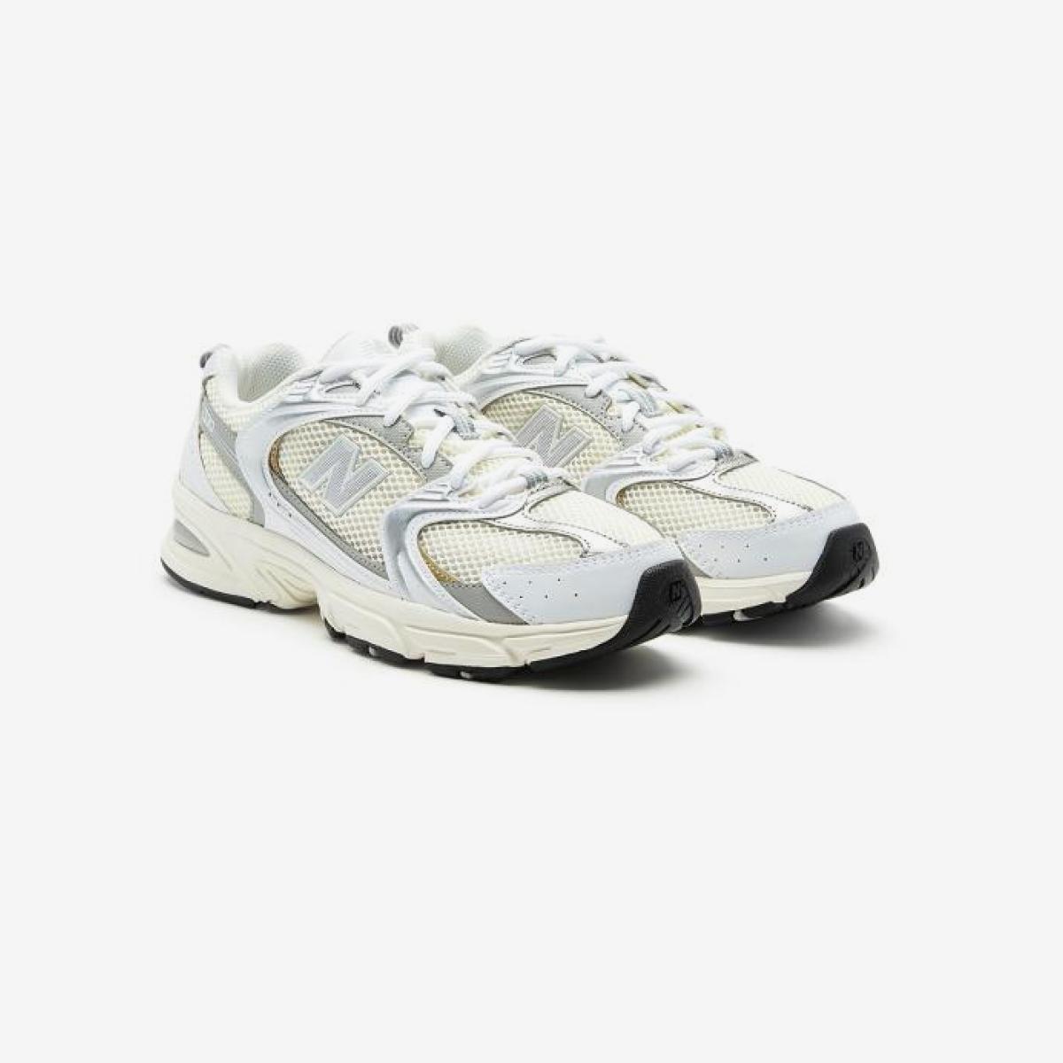 (10)White