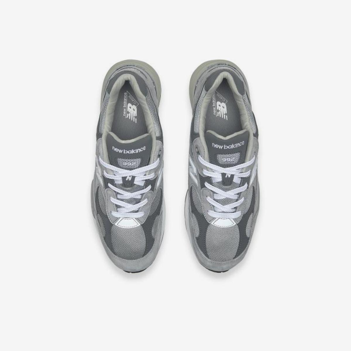 (15)Gray