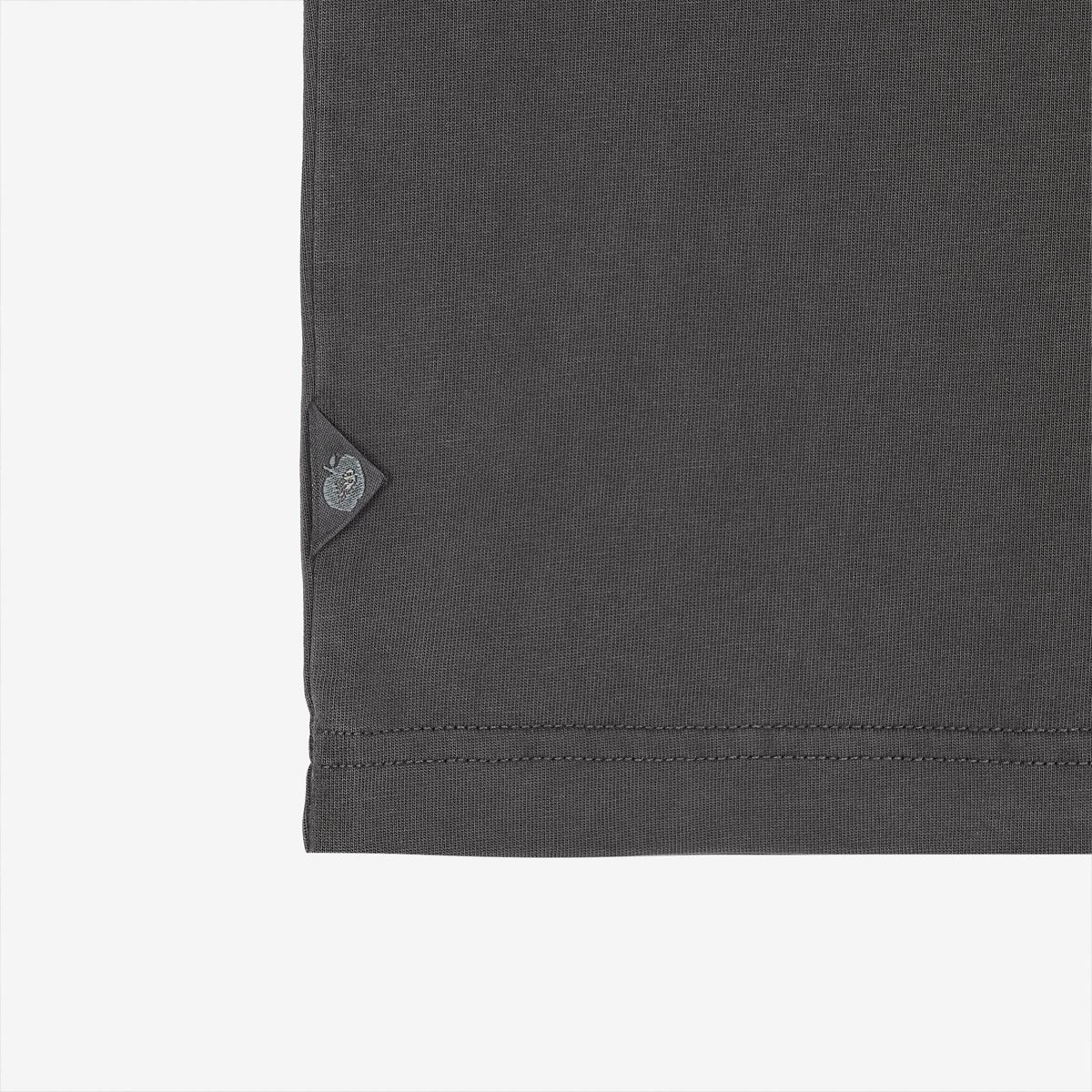 (60)Charcoal