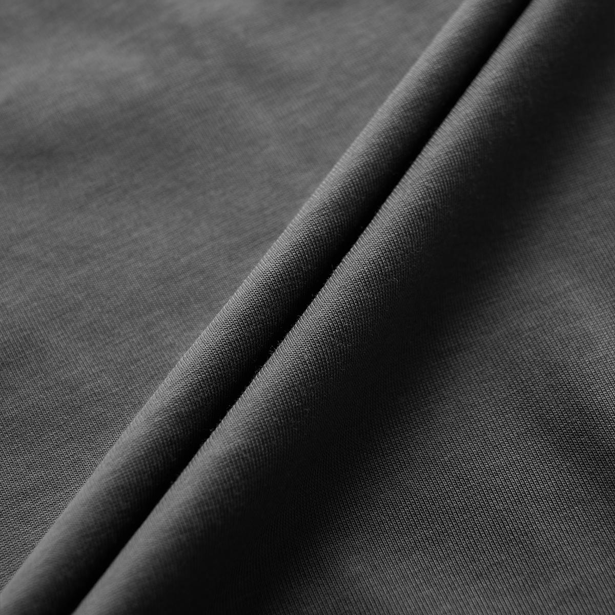 (60)Charcoal