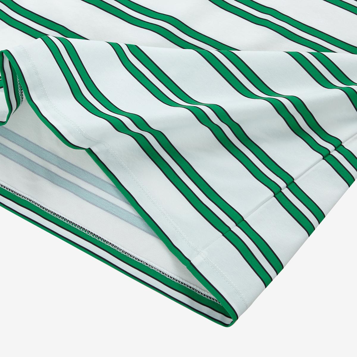 (40)Green