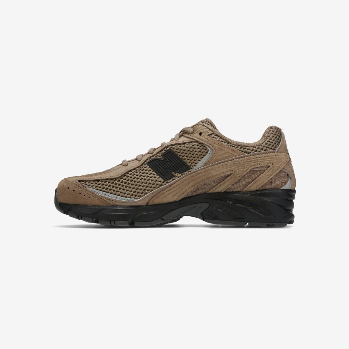 (85)Brown