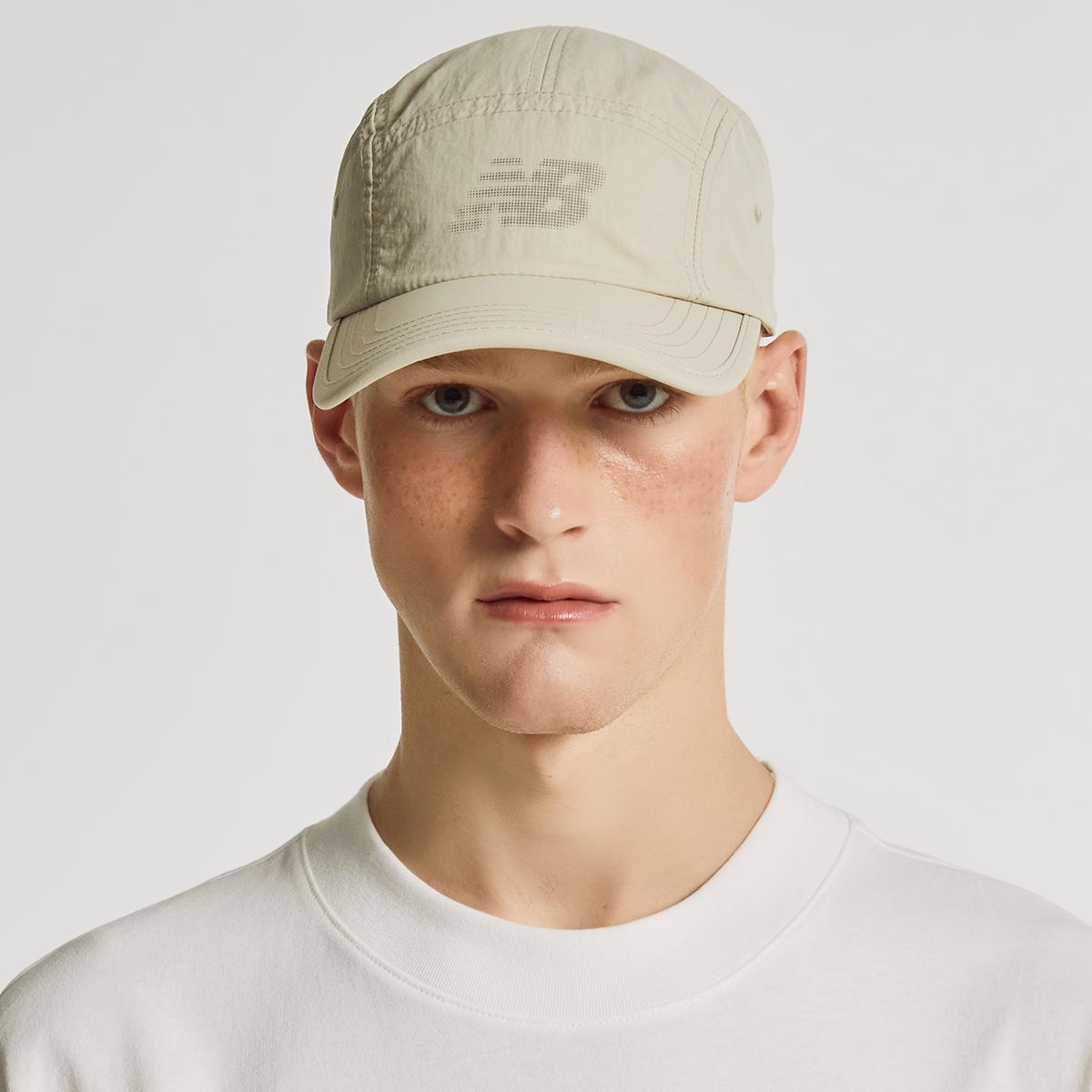 (35)Beige