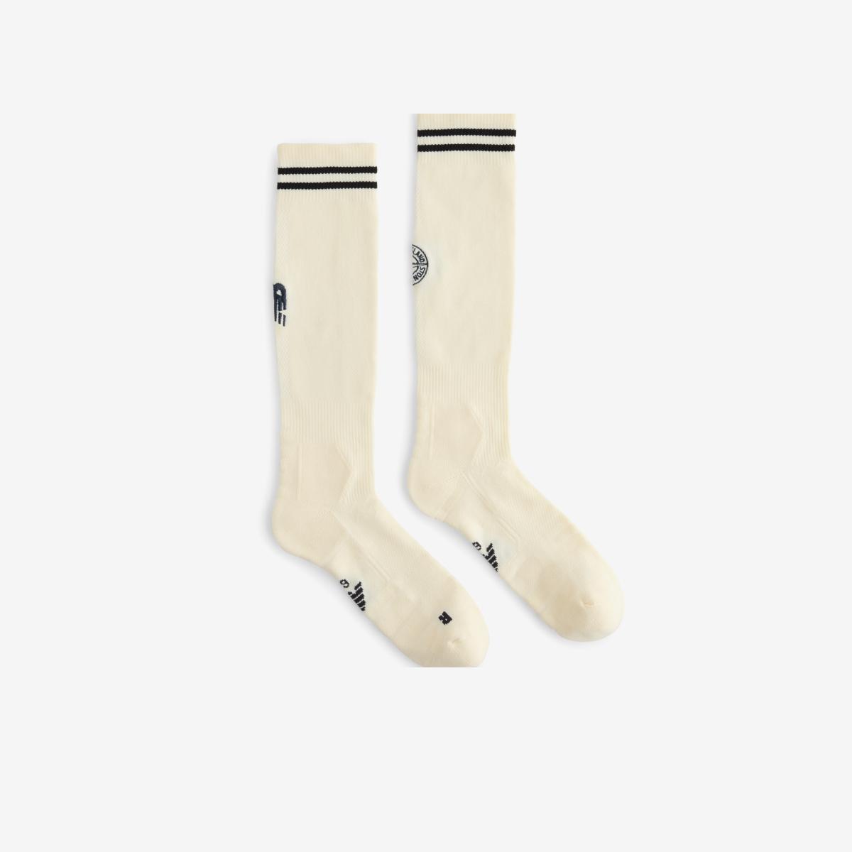 (64)Cream