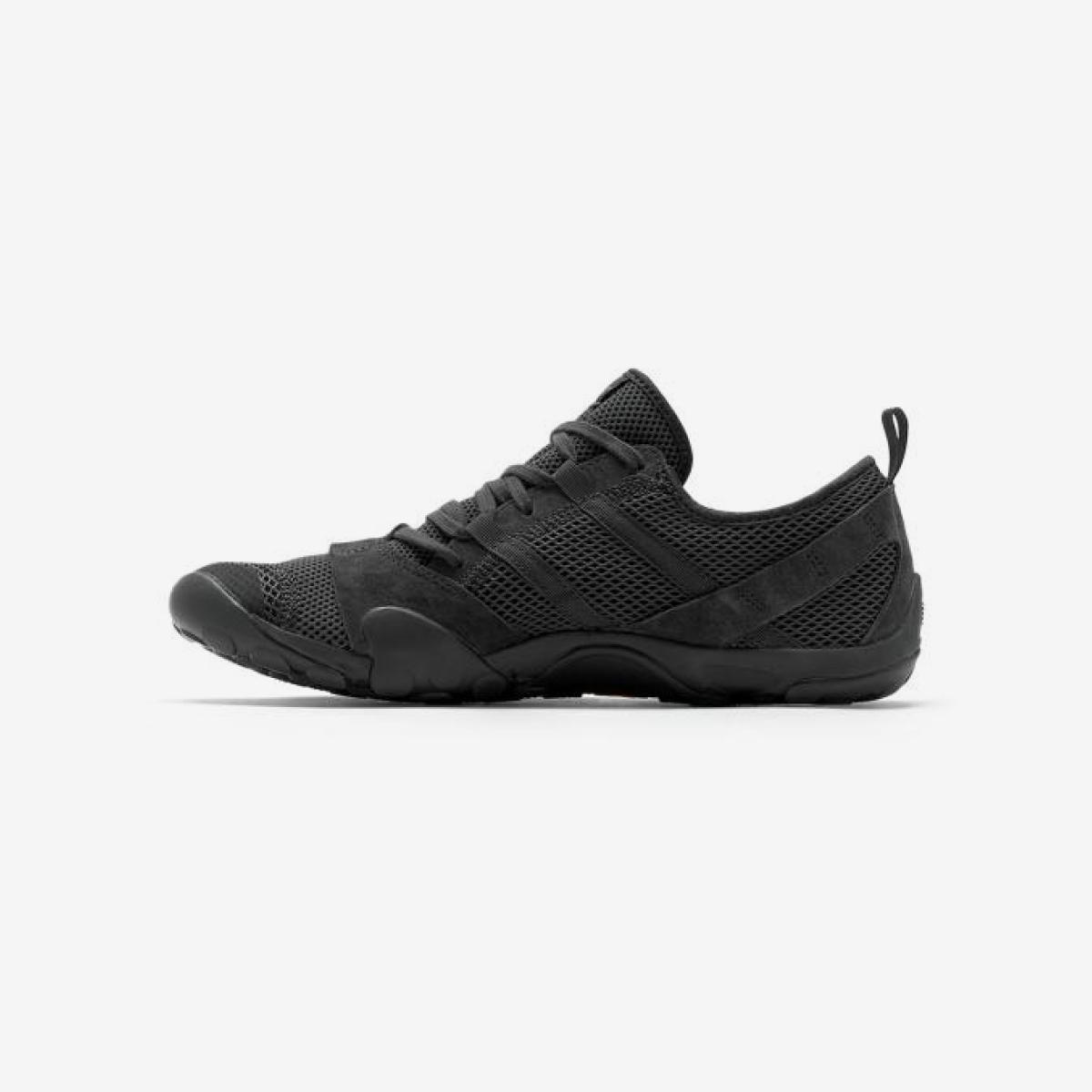 (19)Black