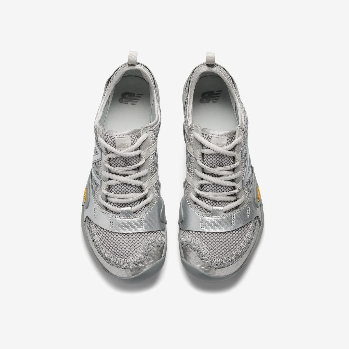 (91)Silver