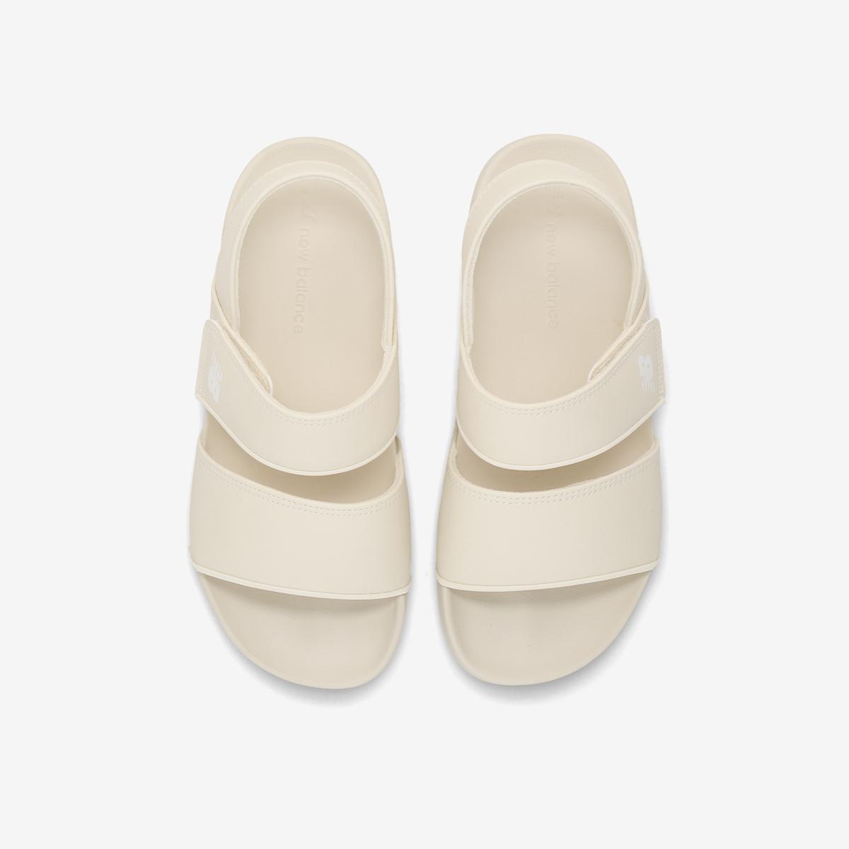 (39)Ivory