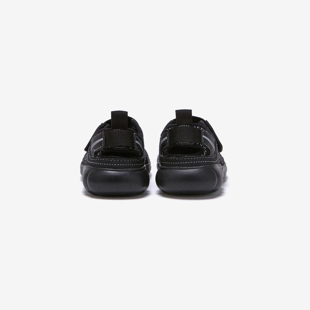 (19)Black