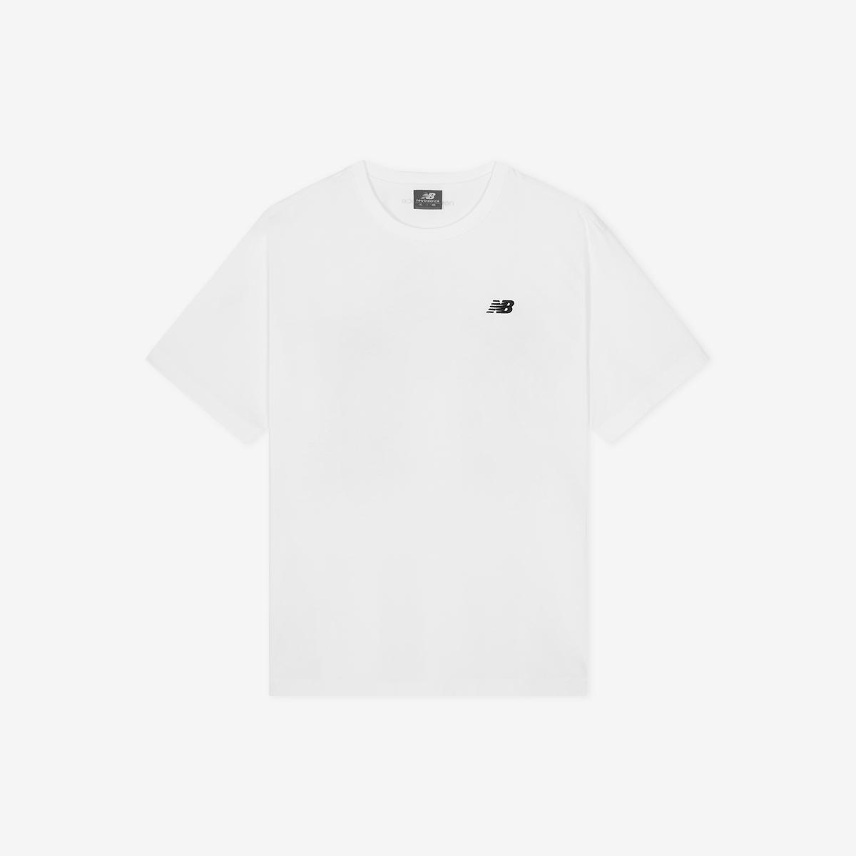 UNI 에센셜 스몰로고 반팔티 (STANDARD FIT)