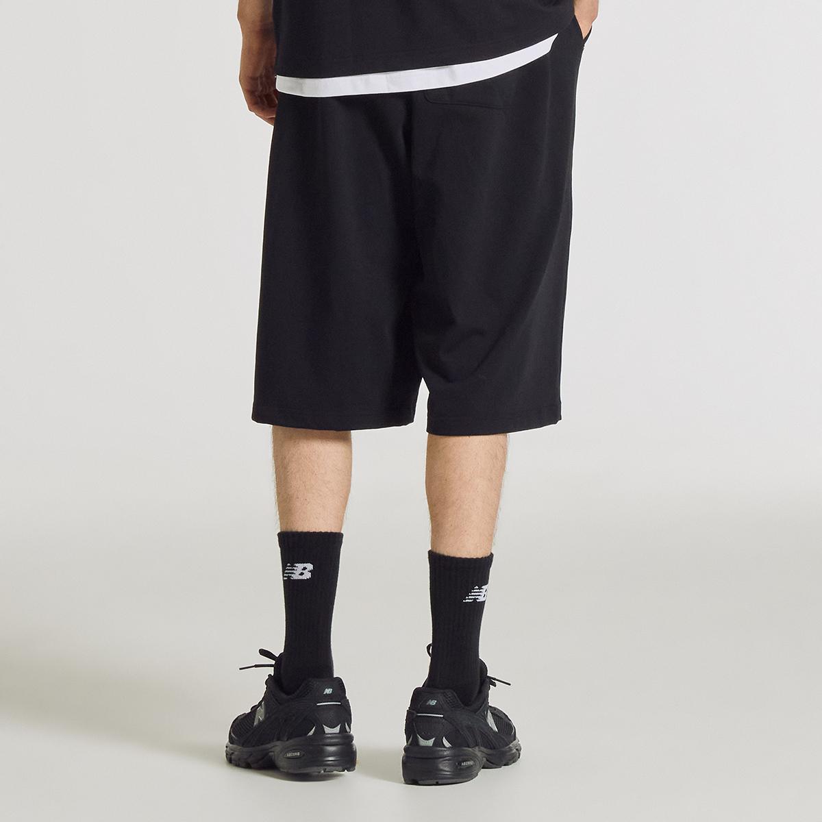 (19)Black