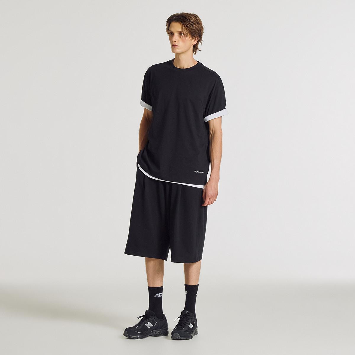 (19)Black