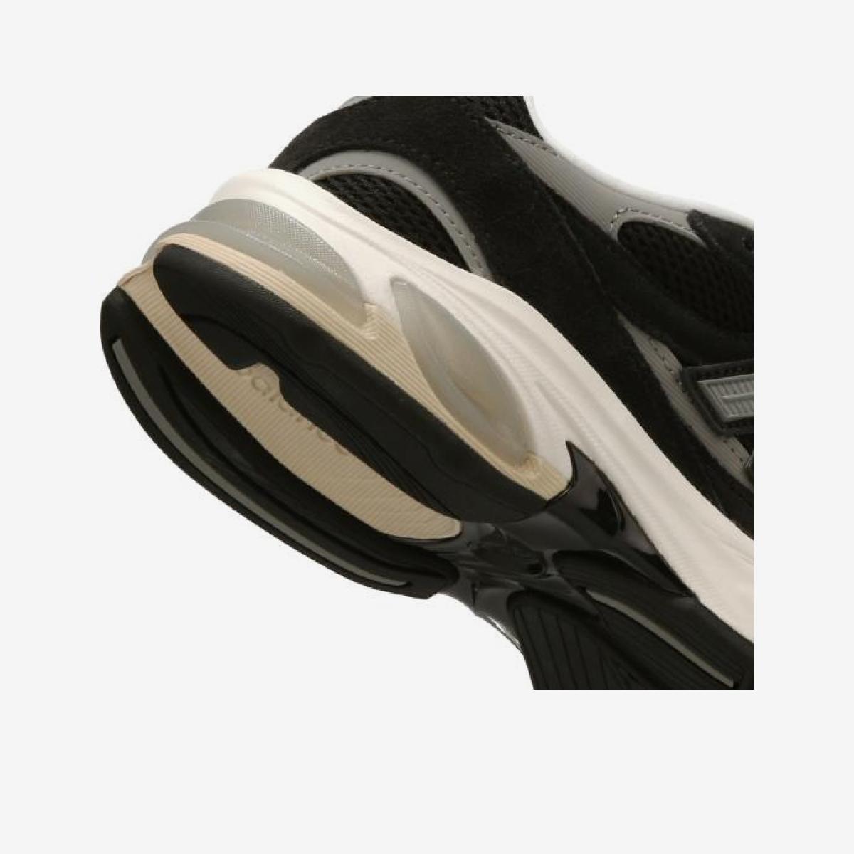 (19)Black
