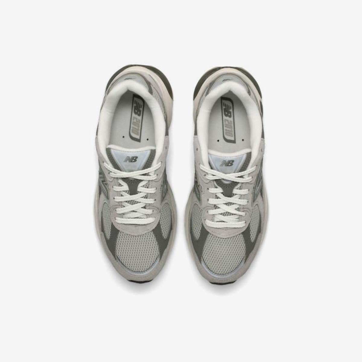 (15)Gray
