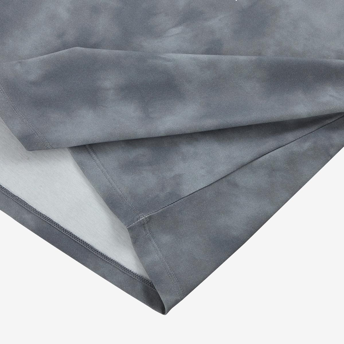(60)Charcoal