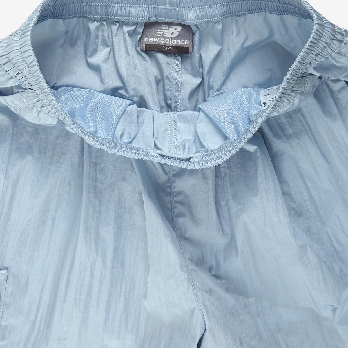 (51)Light Blue