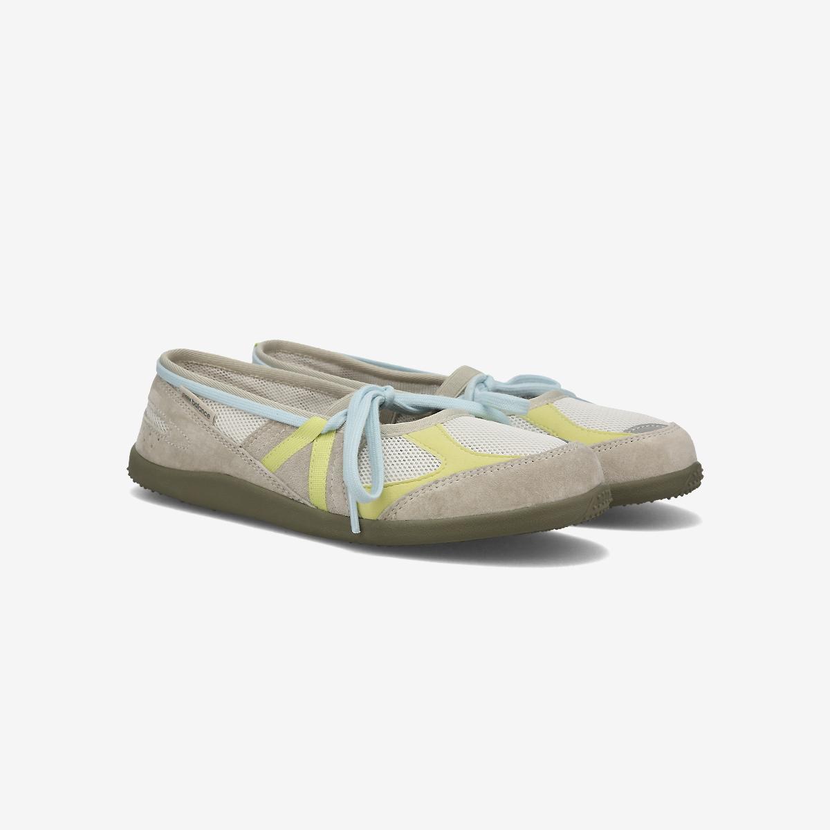 (16)Light Gray