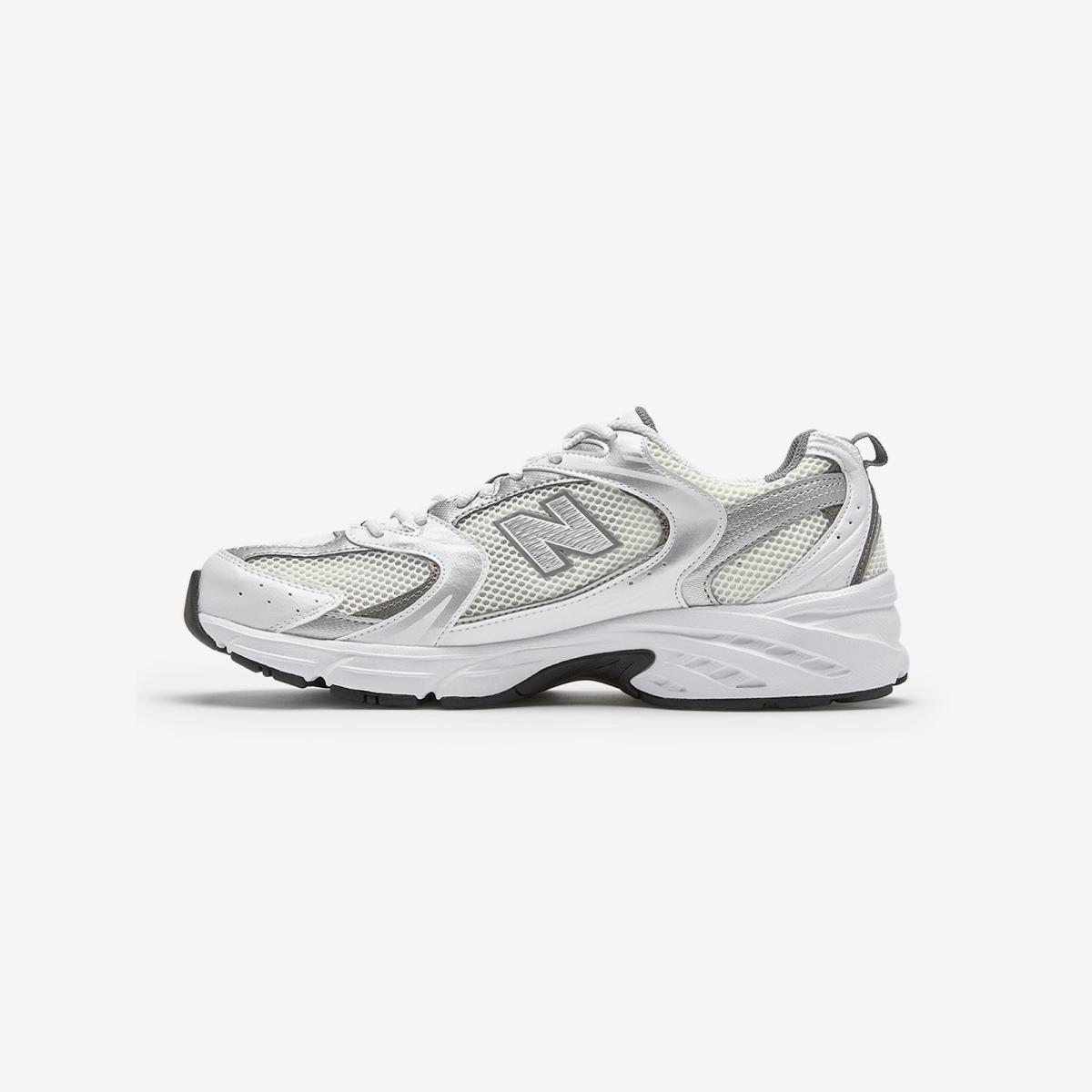 (10)White