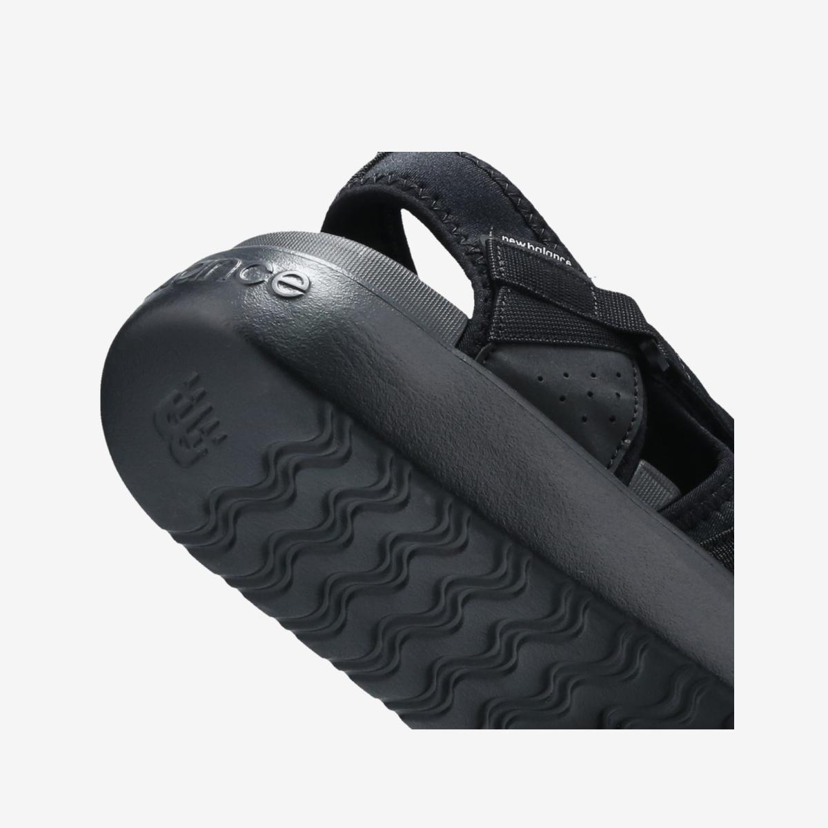 (19)Black