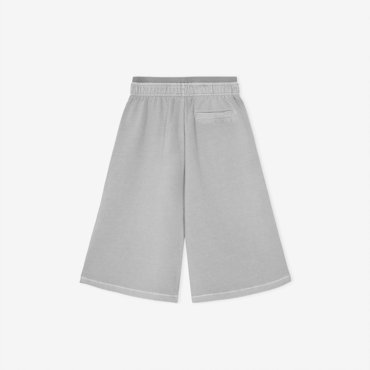 [DG] Dyeing Gray