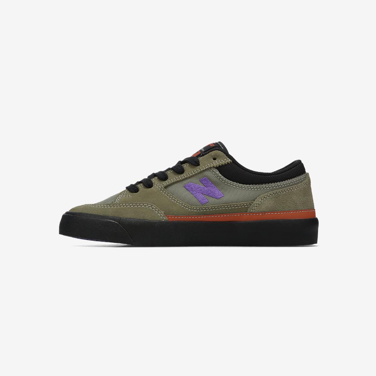 (49)Khaki