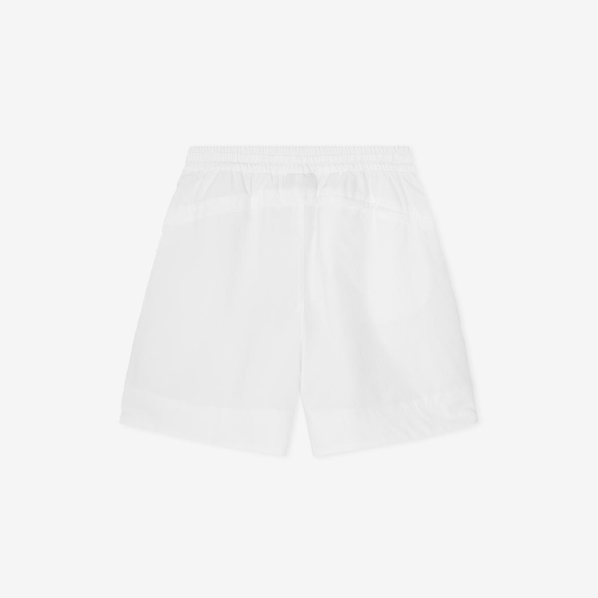 (10)White