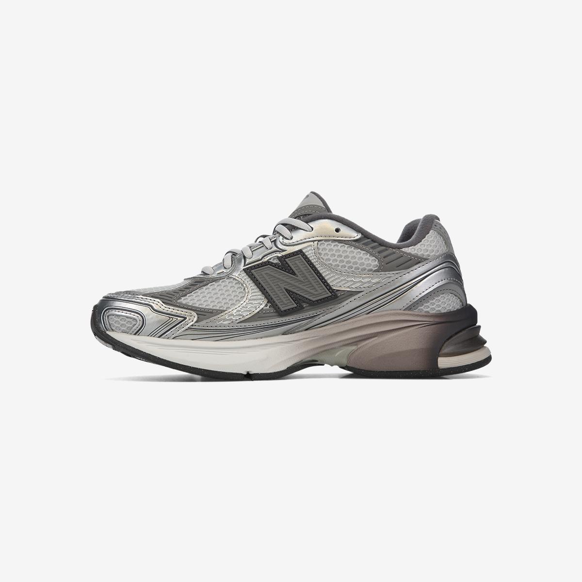 (15)Gray