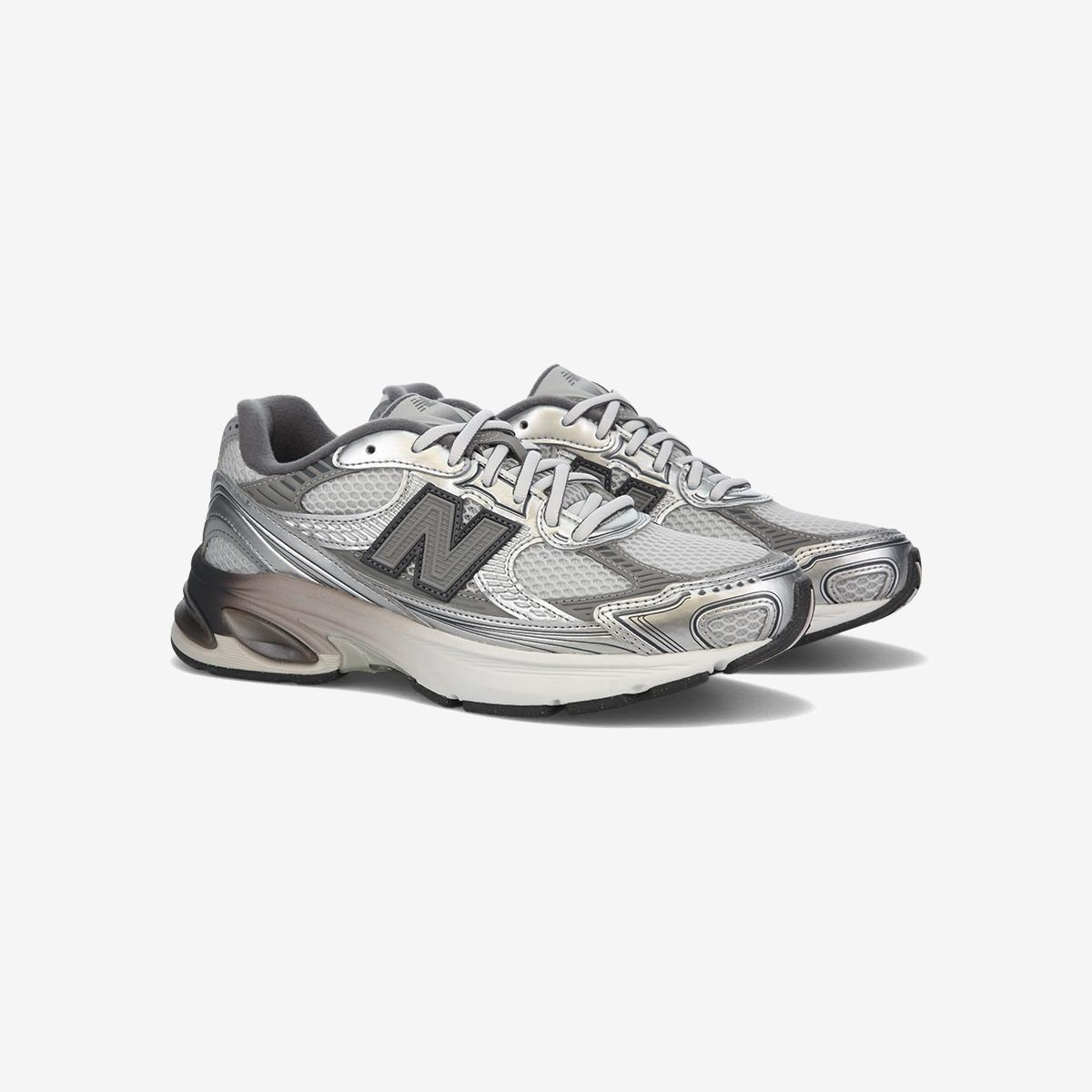 (15)Gray