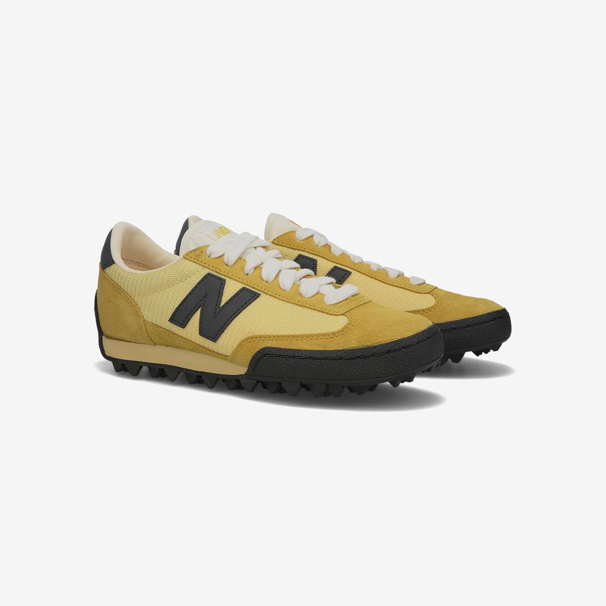 (30)Yellow