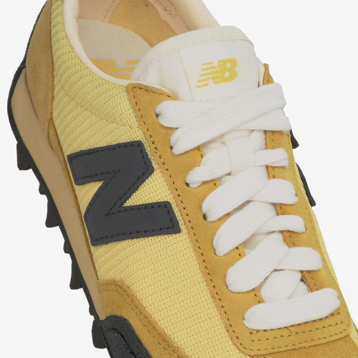 (30)Yellow