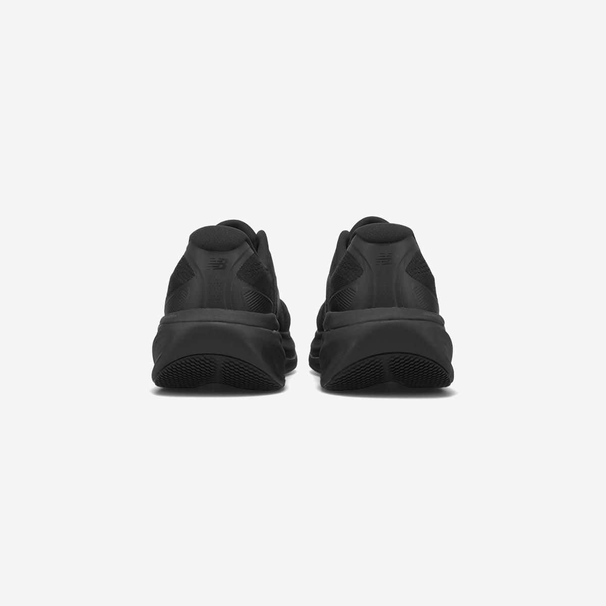 (19)Black