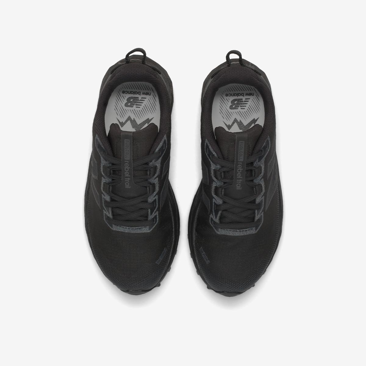 (19)Black