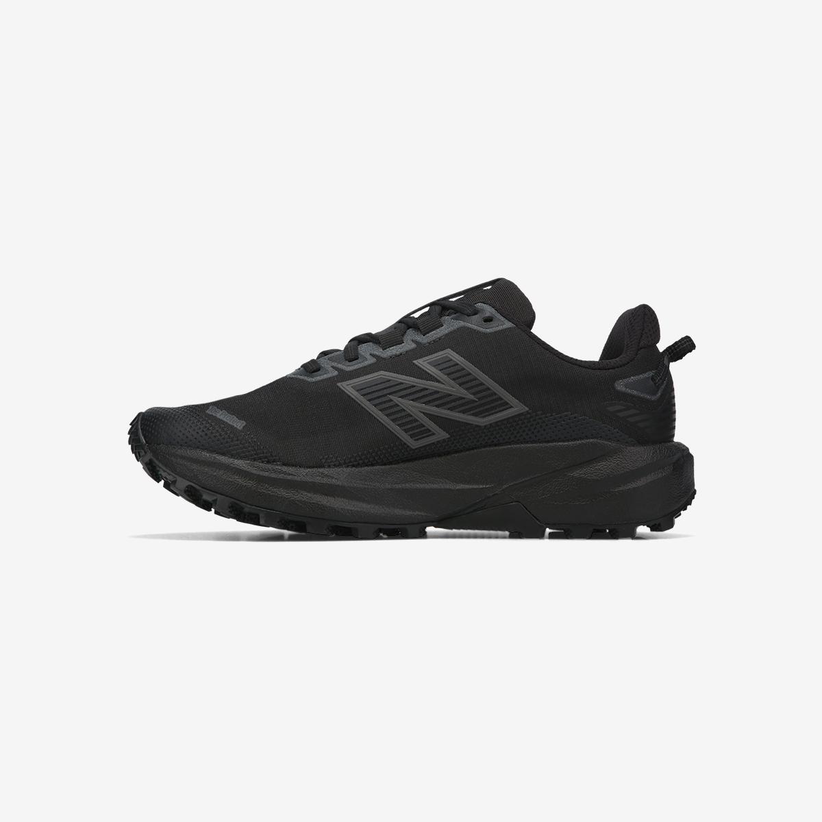 (19)Black