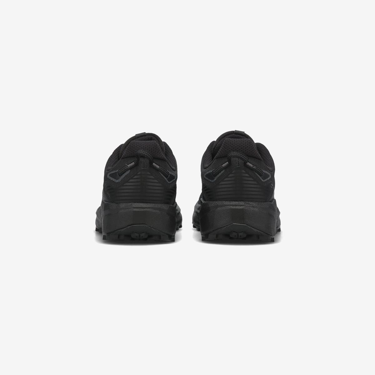 (19)Black
