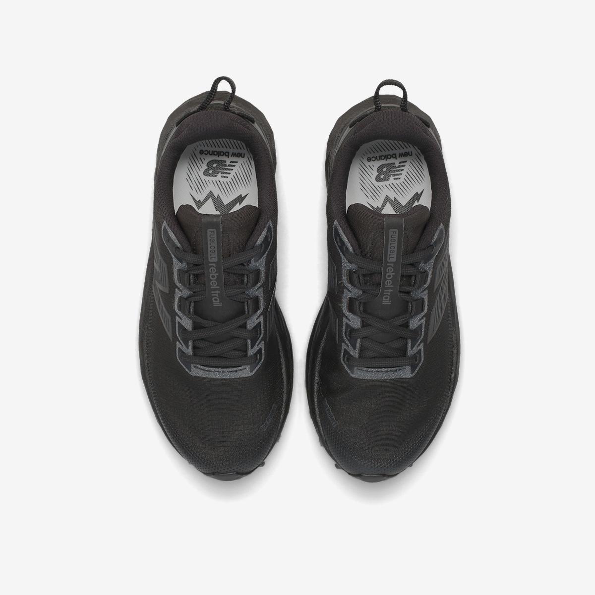 (19)Black