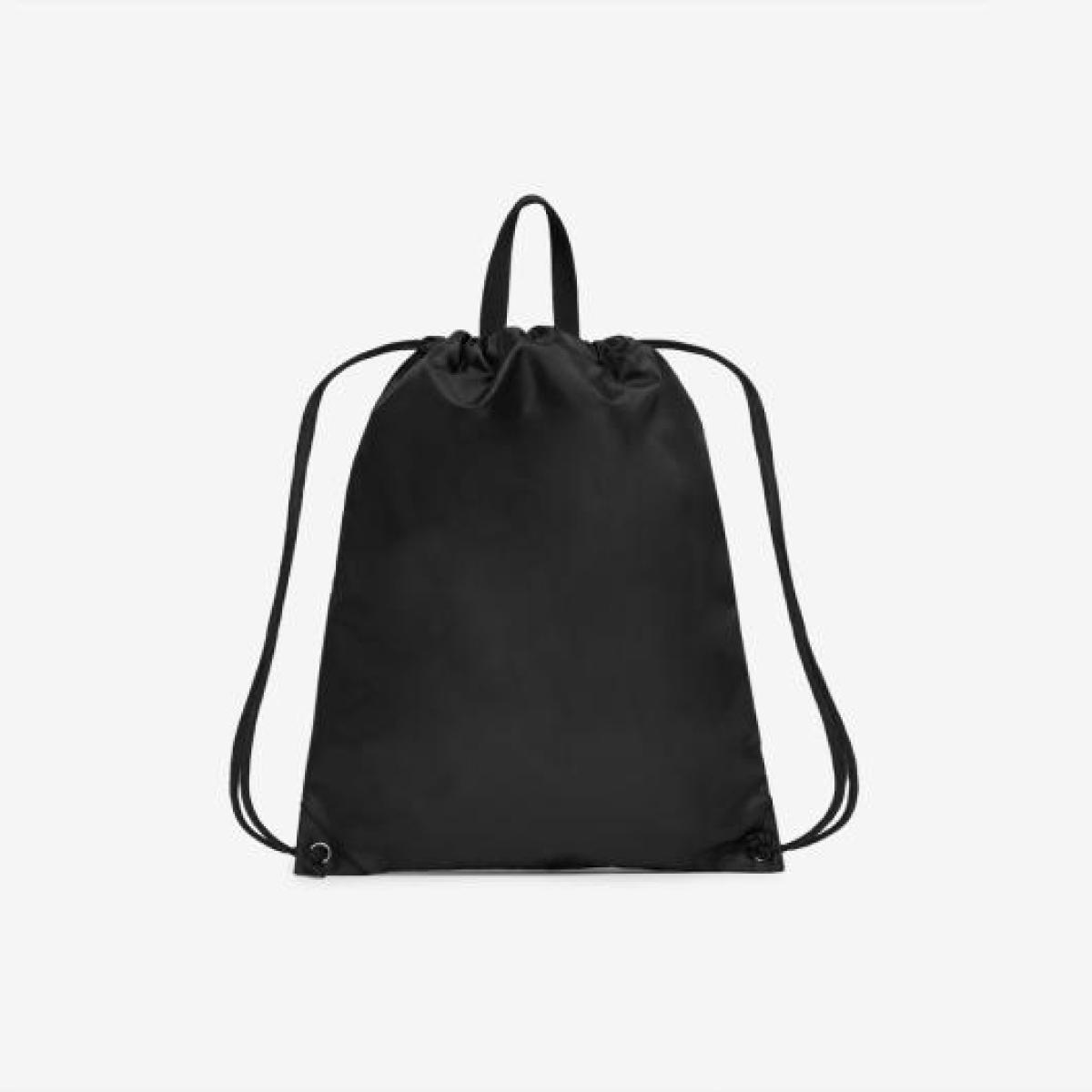 (19)Black