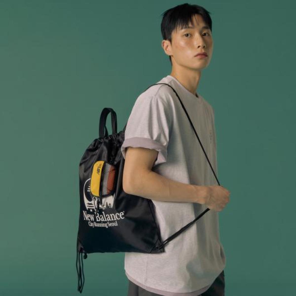 (19)Black