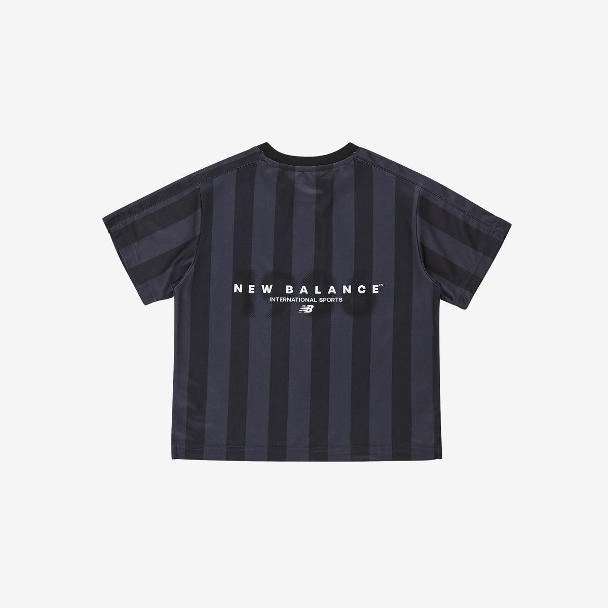 (19)Black